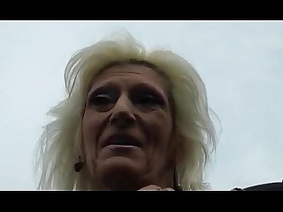 amator blond oral big cock smar wytryski babunia ogromny kogut